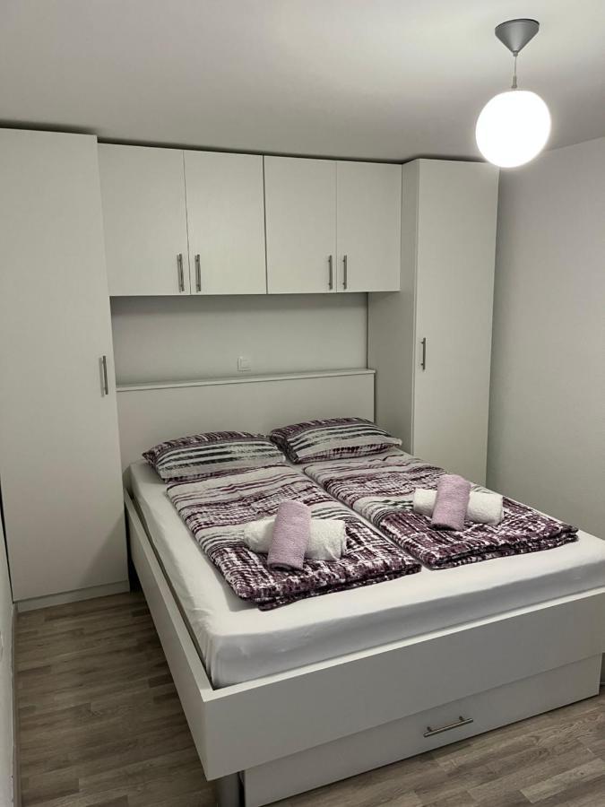Apartmani Marina 크리크베니카 외부 사진