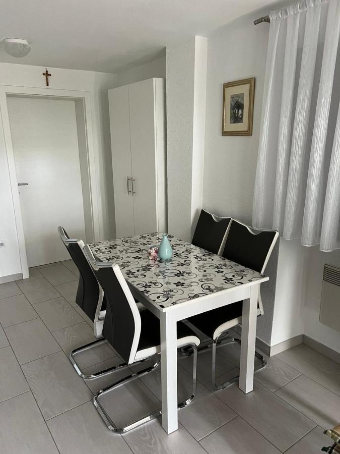 Apartmani Marina 크리크베니카 외부 사진