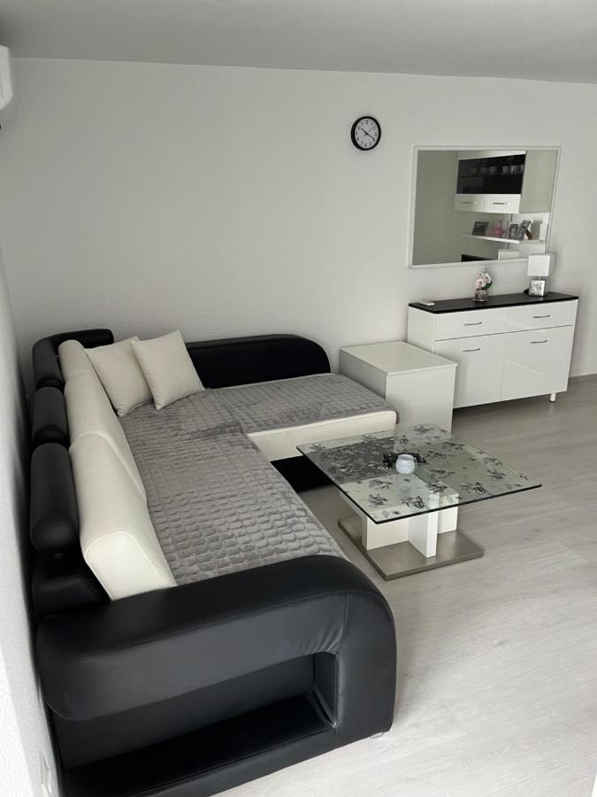 Apartmani Marina 크리크베니카 외부 사진